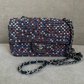 Preloved Chanel Tweed Shoulder Bag Multicolor