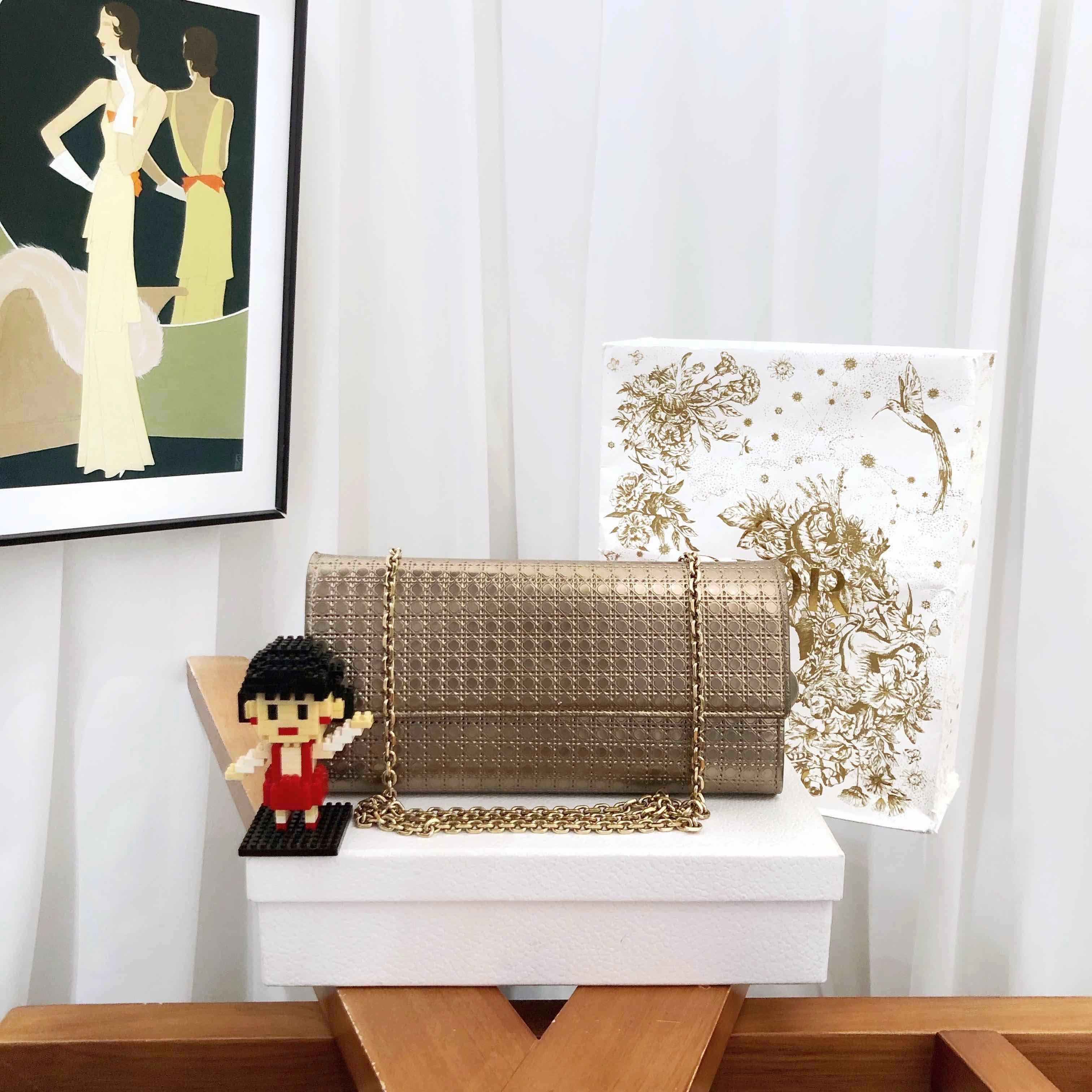 Preloved Dior Wallet on Chain (WOC) Gold Leather Crossbody Bag