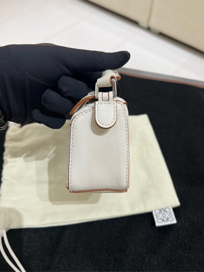 Preloved Loewe Puzzle Mini White Leather Crossbody Bag