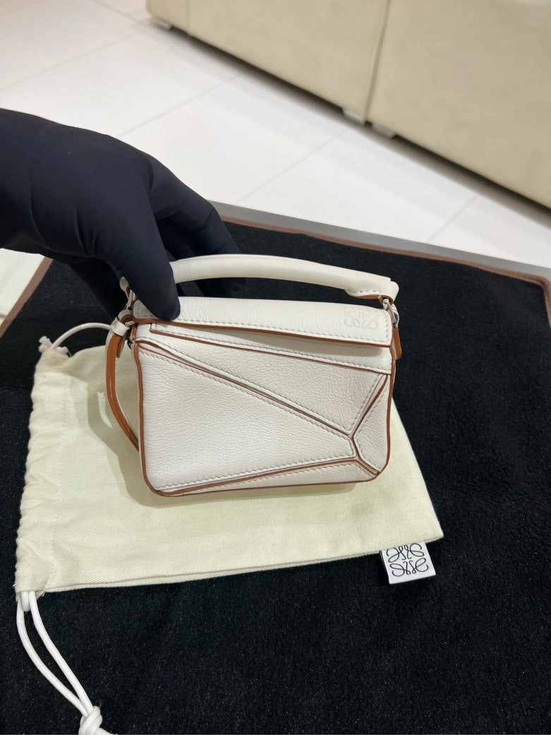 Preloved Loewe Puzzle Mini White Leather Crossbody Bag