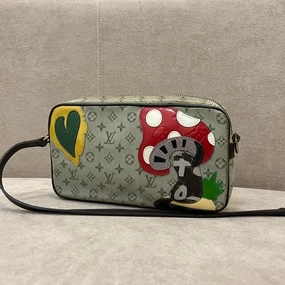 Preloved Louis Vuitton HMM Crossbody Bag in Grey Canvas with Multicolor