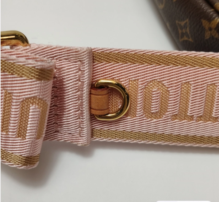 Preloved Louis Vuitton (LV) Monogram Multi Pochette Accessories crossbody bag 24*13*4cm Pink strap 250417781152021