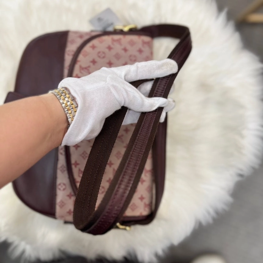 Preloved Louis Vuitton Mini Monogram Berangere Burgundy Canvas Crossbody Bag