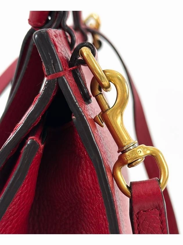 S Gucci Marmont Matelasse Top Handle Small Two Way Cross Shoulder Bag