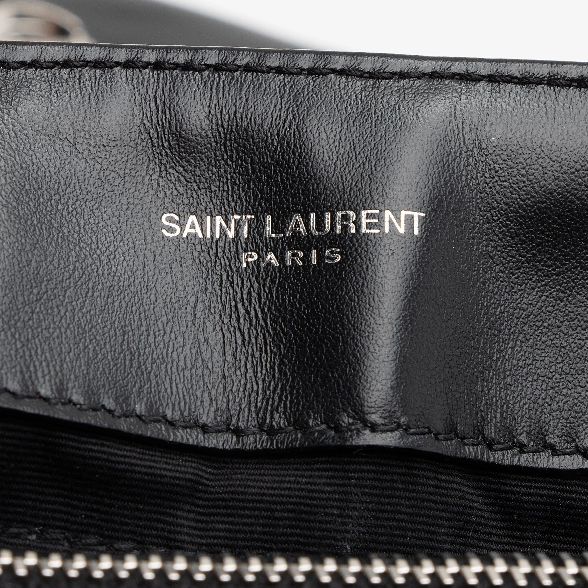 Saint Laurent Matelasse Calfskin Monogram LouLou Chain Medium Shoulder Bag (SHF-22491)