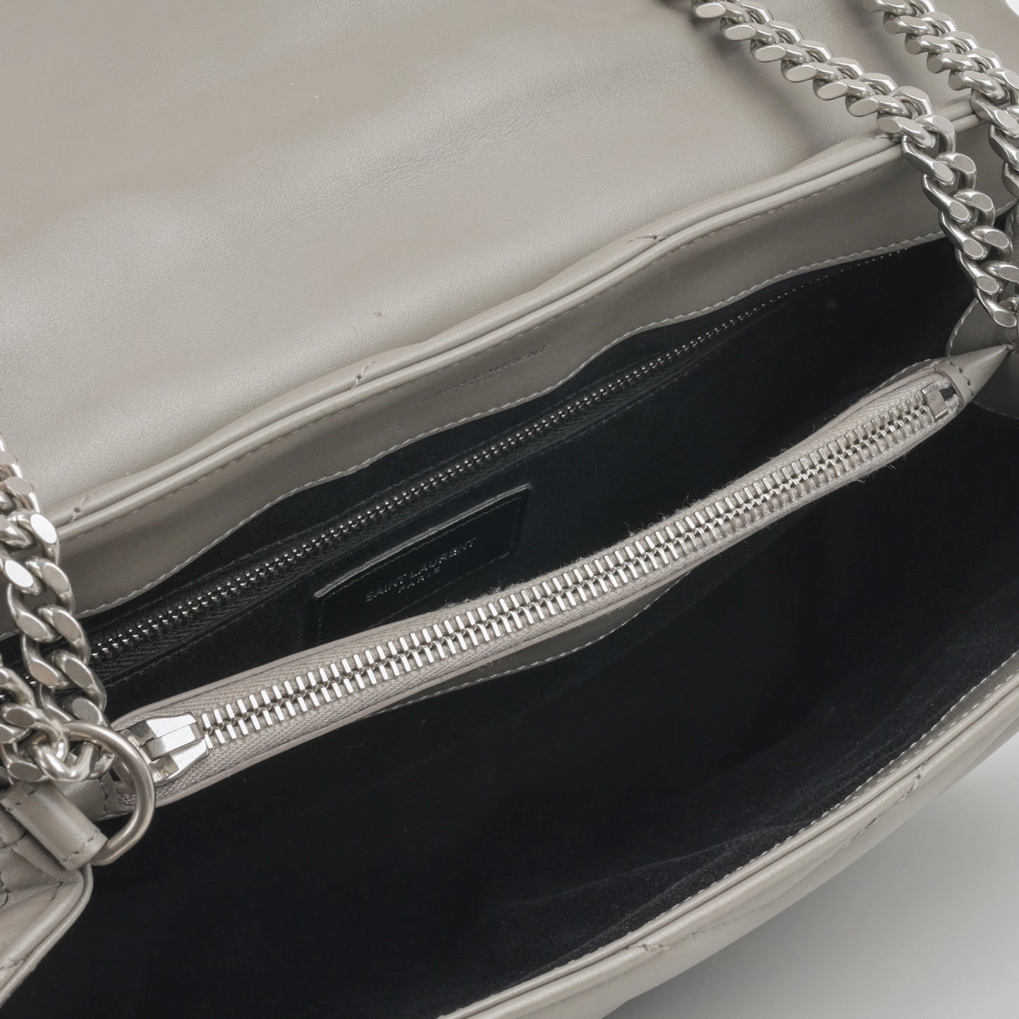 Saint Laurent Saint Laurent - Medium Loulou Bag - Grey Calfskin SHW - pre-loved