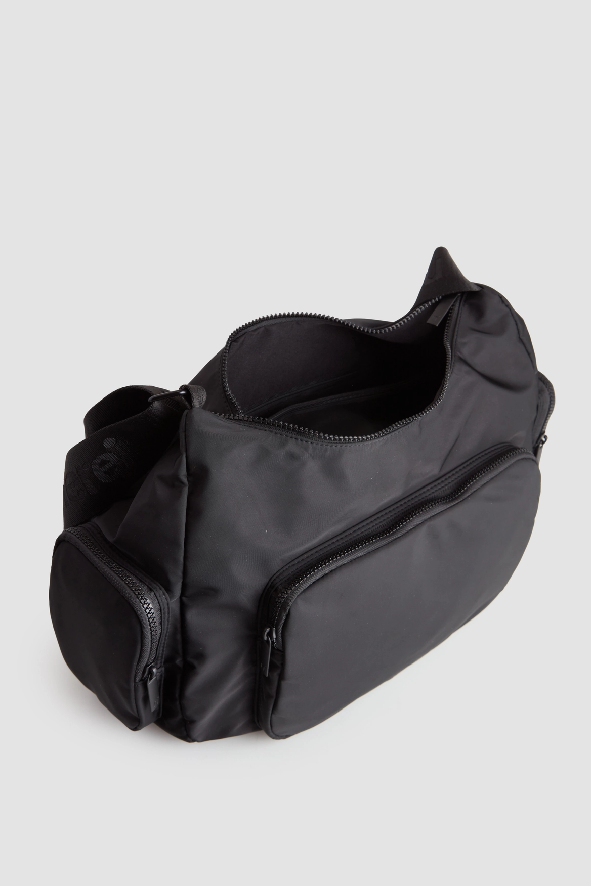 Seeker Multi Pocket Crossbody Bag