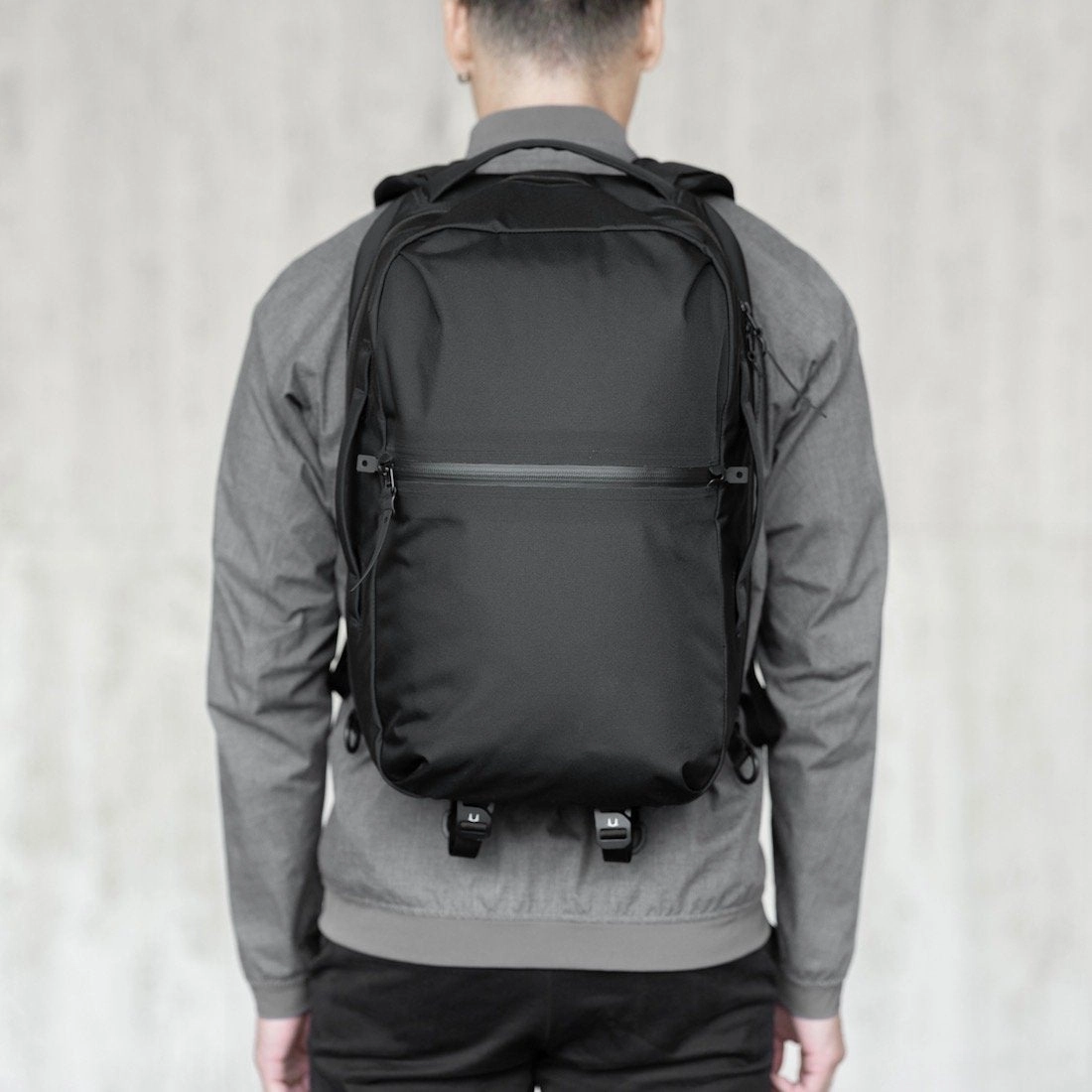 Shadow | 22L & 26L Minimal Waterproof Backpack