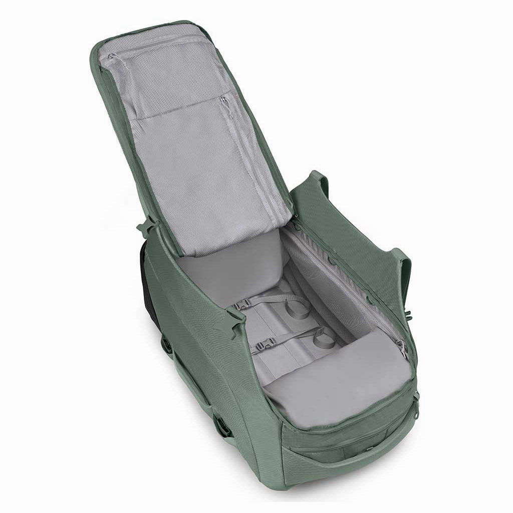 Sojourn Shuttle Wheeled Duffle 100