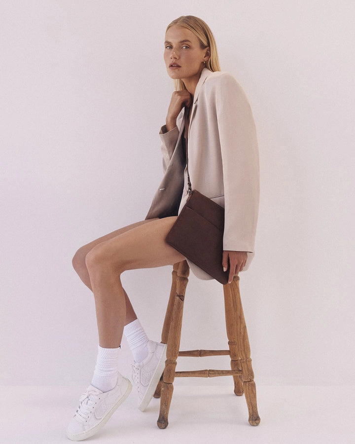 STITCH & HIDE LEATHER JULIETTE CROSSBODY/CLUTCH BAG - MOCHA BROWN - FREE KEYRING