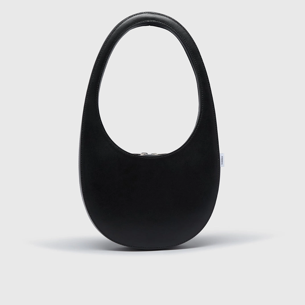 Swipe Shoulder Bag in Black