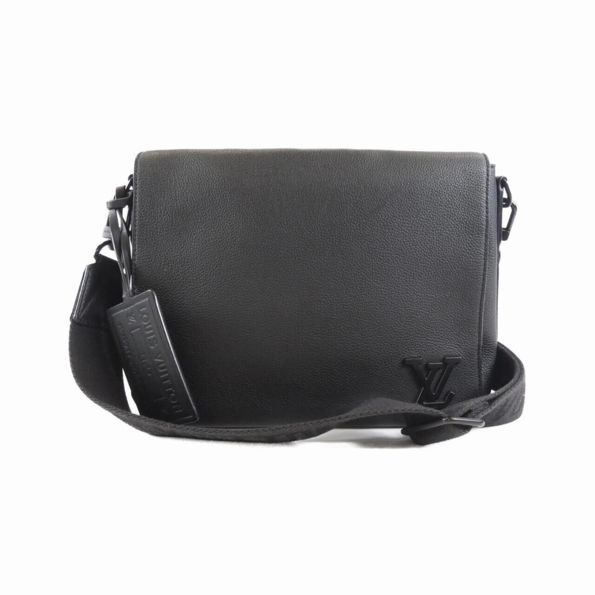 Takeoff Leather Shoulder Bag with Dust Bag and Name Tag