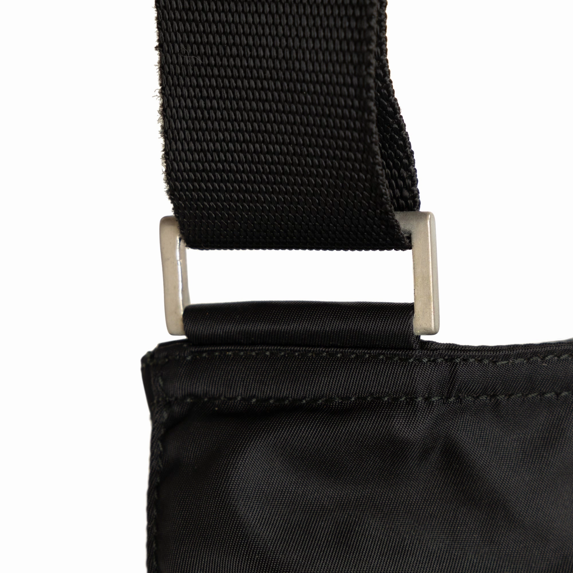 Tessuto Zip Top Crossbody