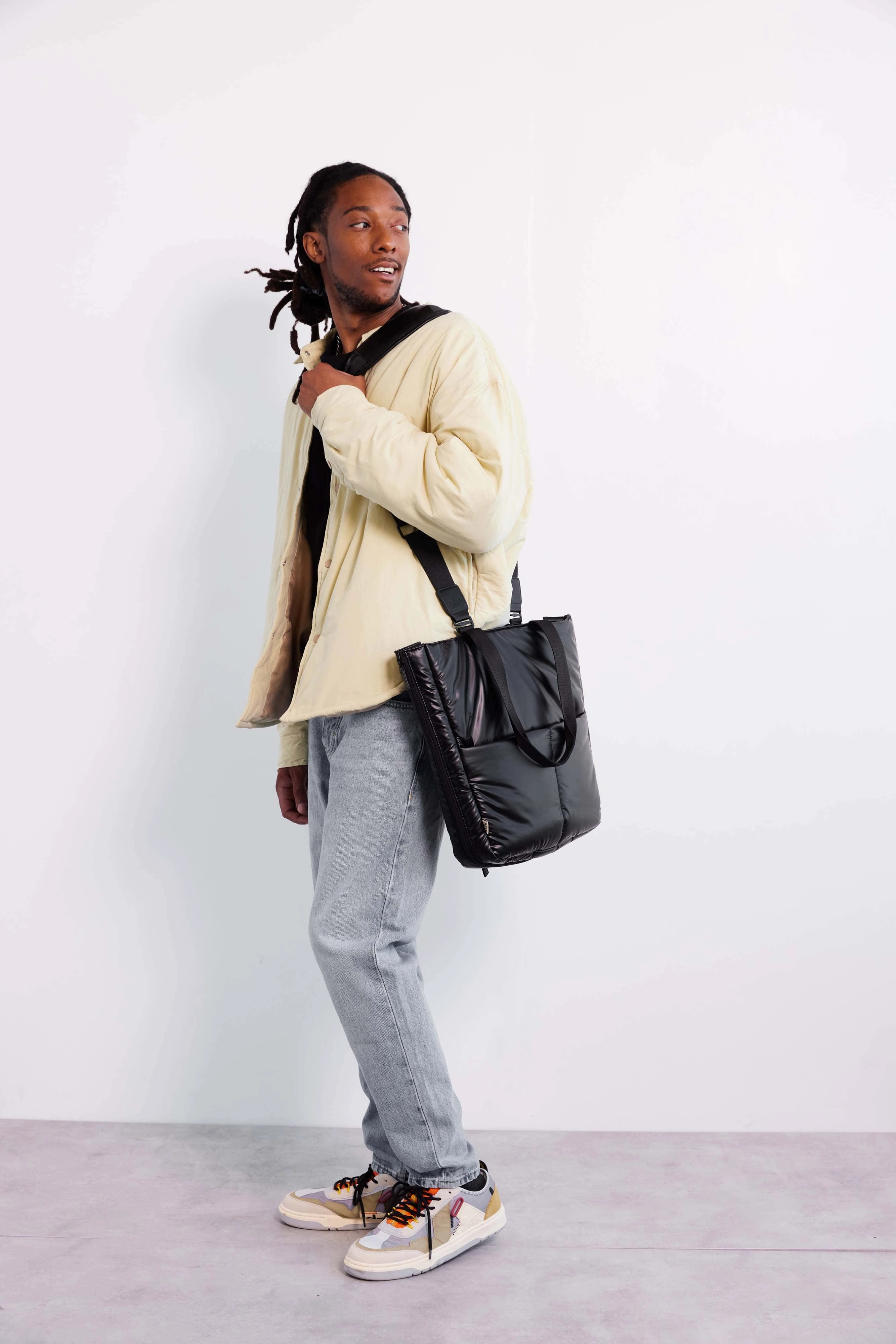 The Expandable Tote in Black