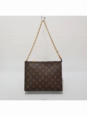Toiletry pouch on chain shoulder bag M81412