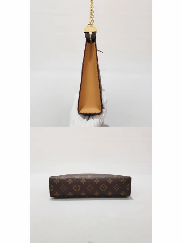 Toiletry pouch on chain shoulder bag M81412