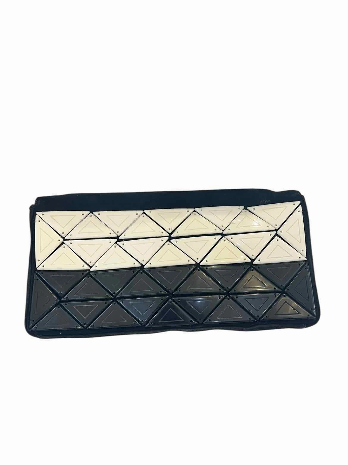 Tory Burch Black and white Handbag