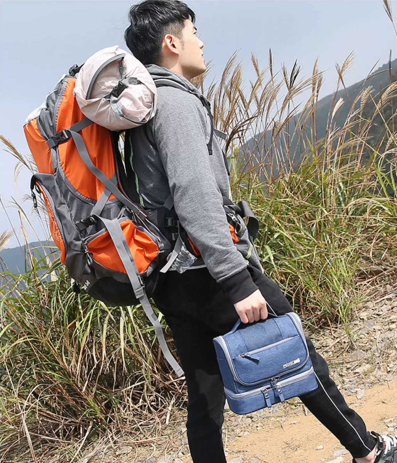Travel Toiletry Bag Cosmetic Make up Organizer for Women and Men