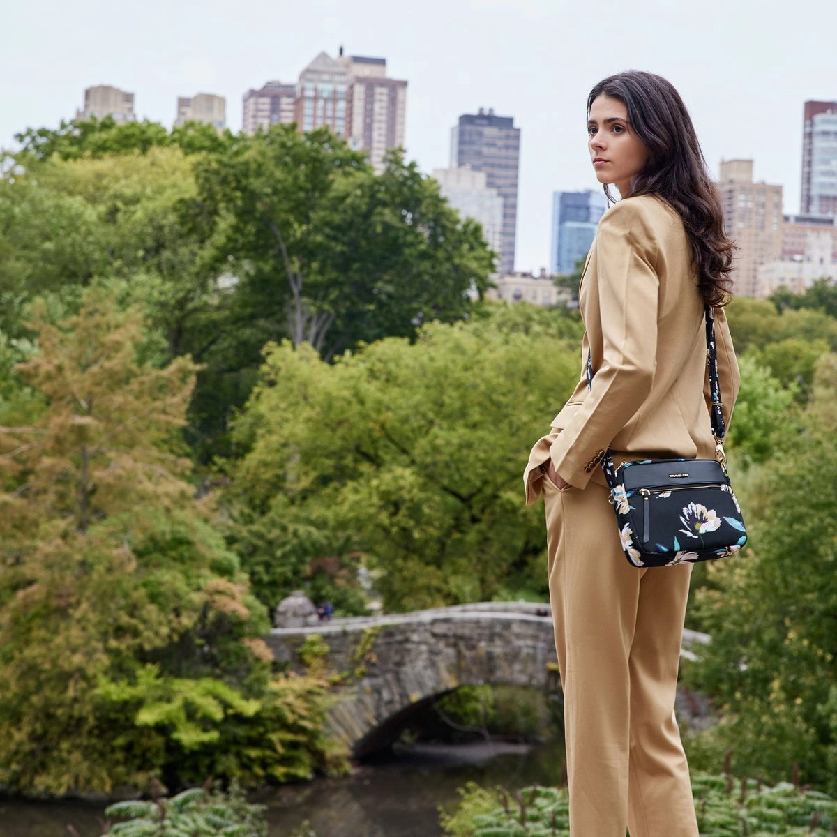 Travelon Anti-Theft Addison Small Crossbody
