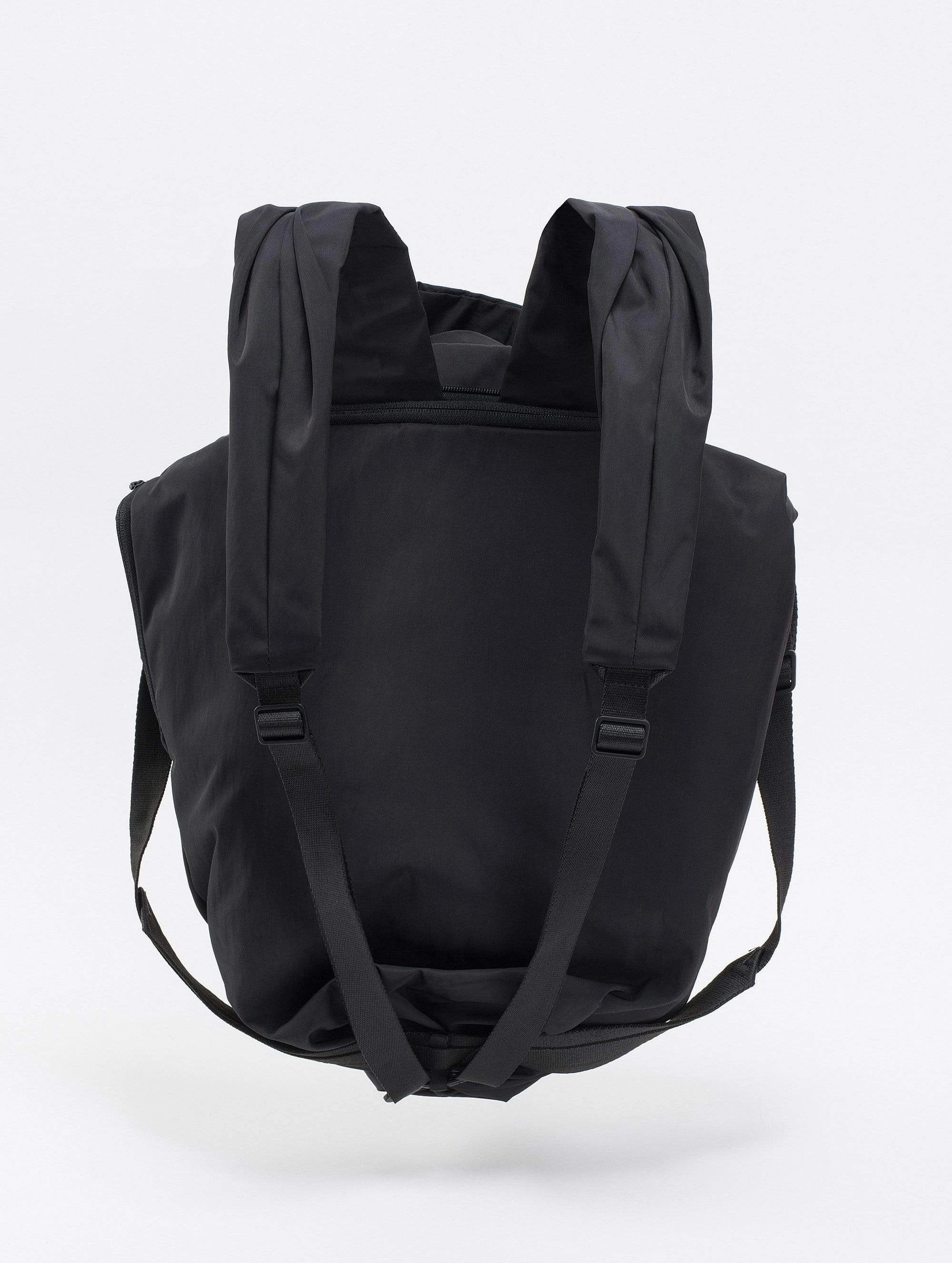 Tycho Smooth Convertible Backpack/Sling - cote&ciel