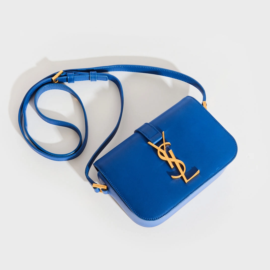 Universit Small Shoulder Bag in Blue