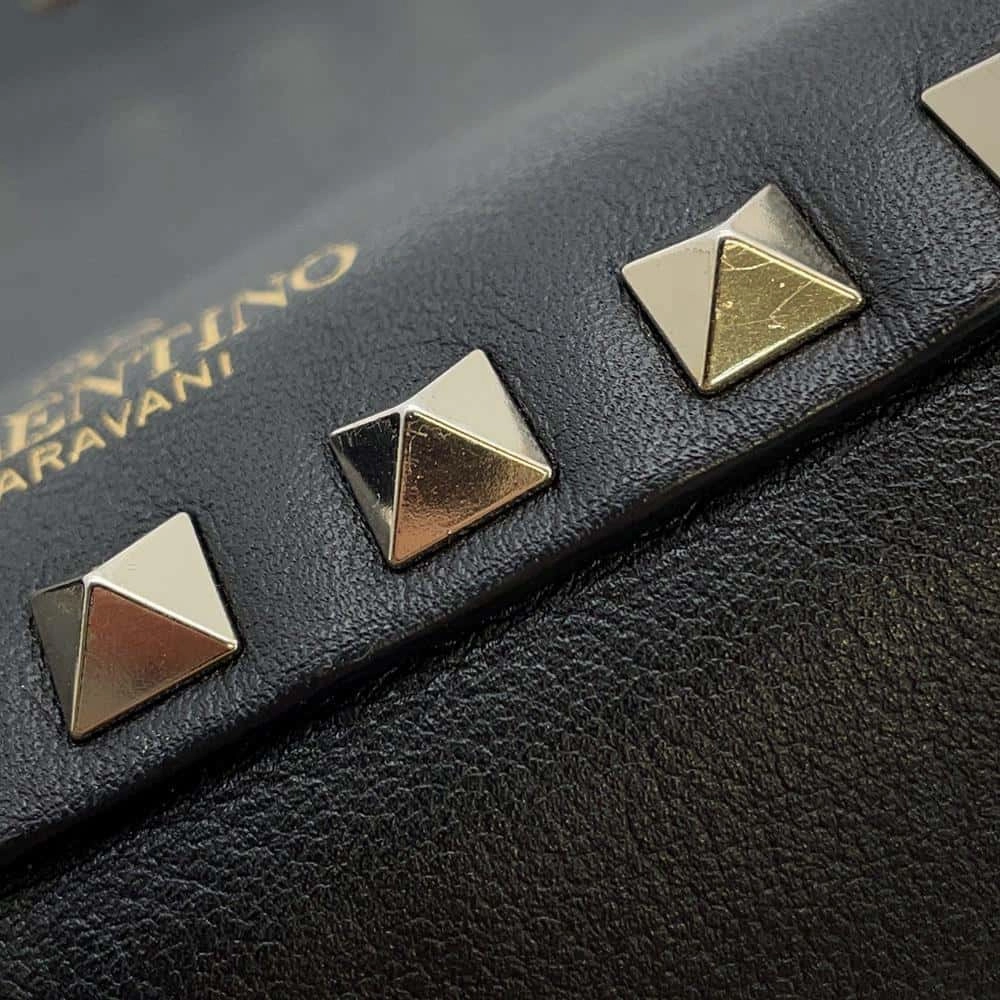 Valentino Garavani RockStudded Shoulder Bag Black3W2B0809VSF Leather