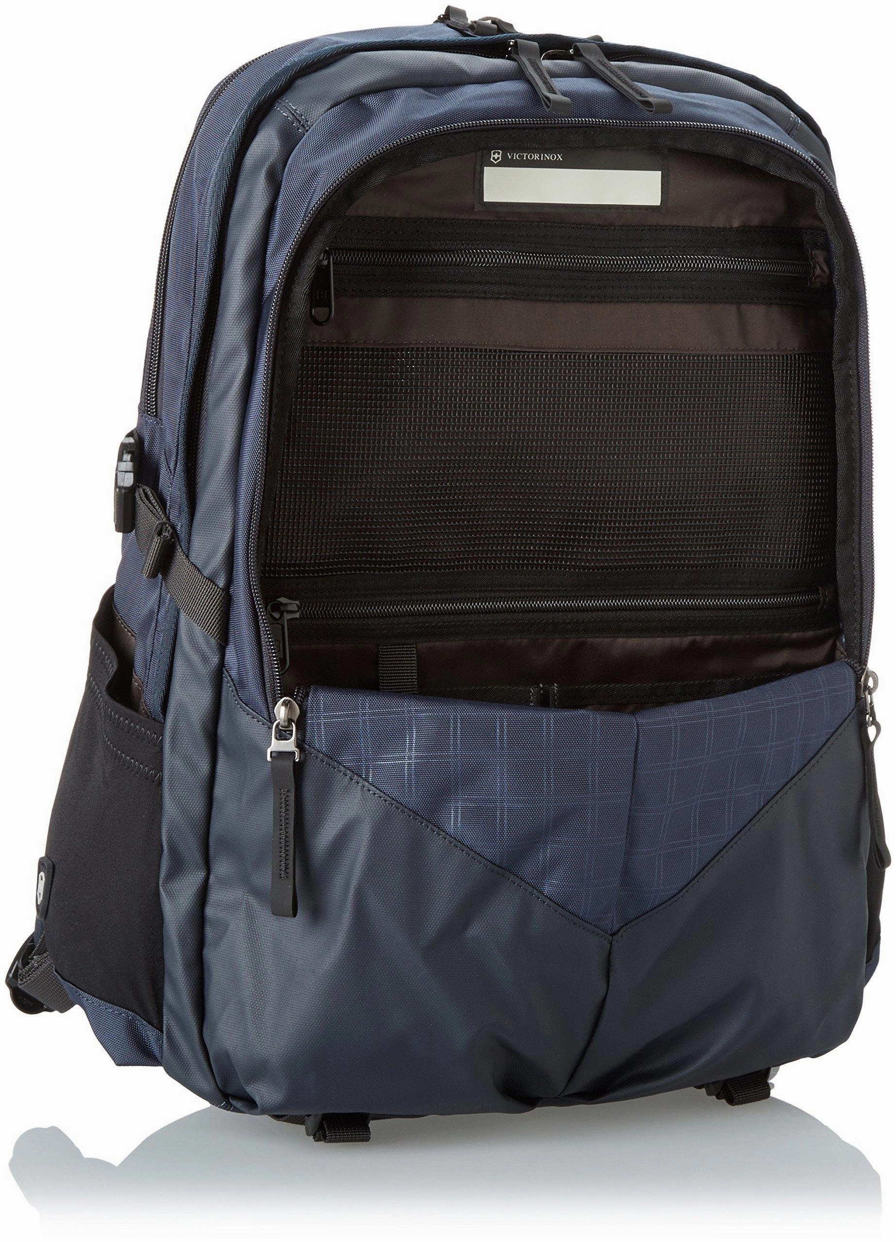 Victorinox Altmont 3.0 Deluxe Laptop Backpack