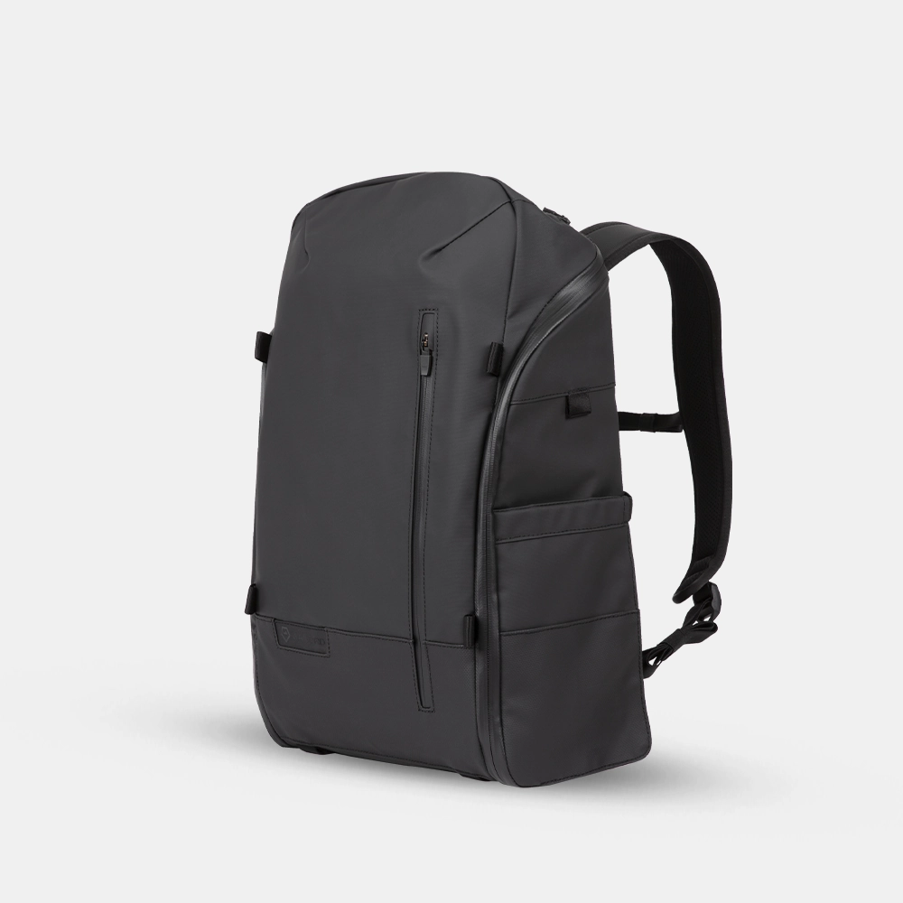 Wandrd Duo Daypack - 20L Dual Side Access Bag