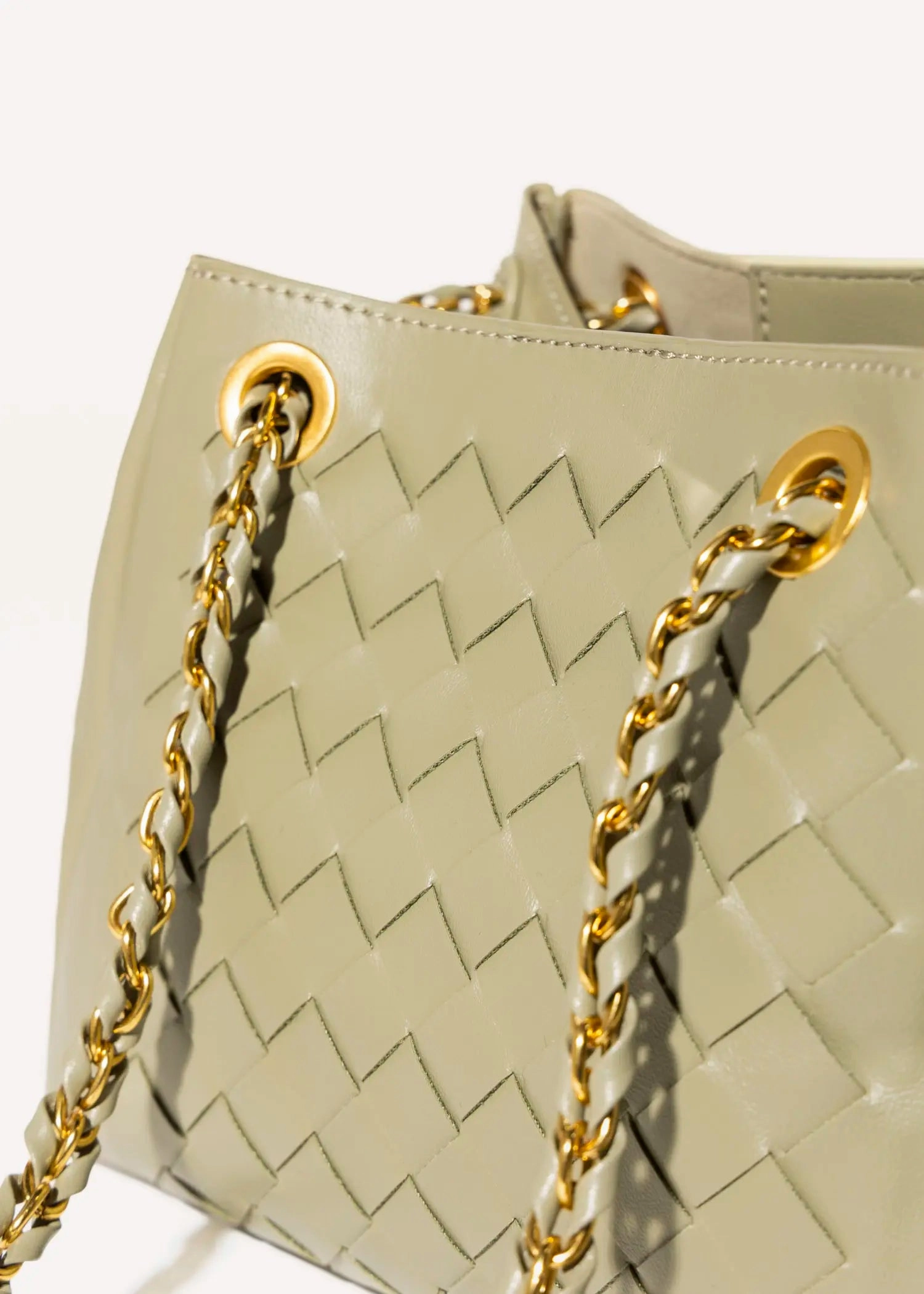 Woven Shoulder Bag
