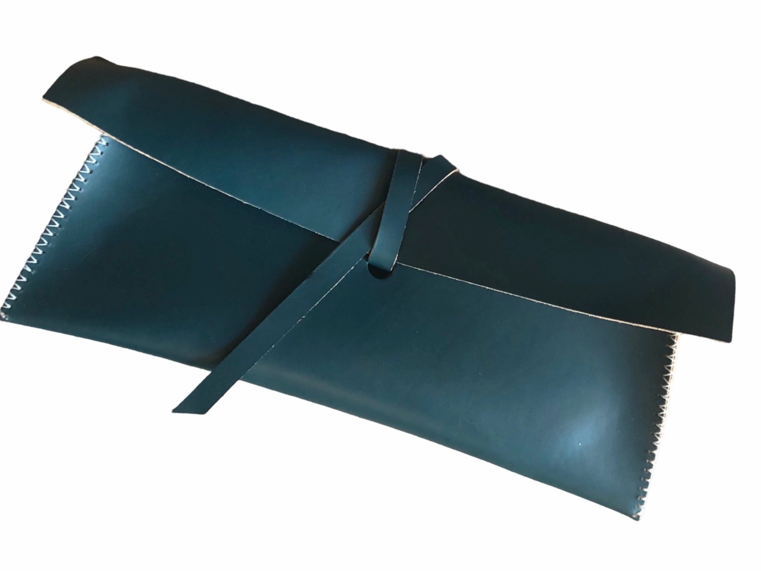 Wrap clutch